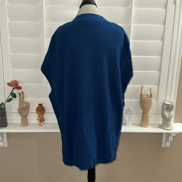 J.JILL V-NECK CABLE VEST PEACOCK BLUE - Picture 8 of 14